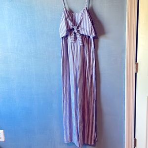 Jumpsuit with thin straps